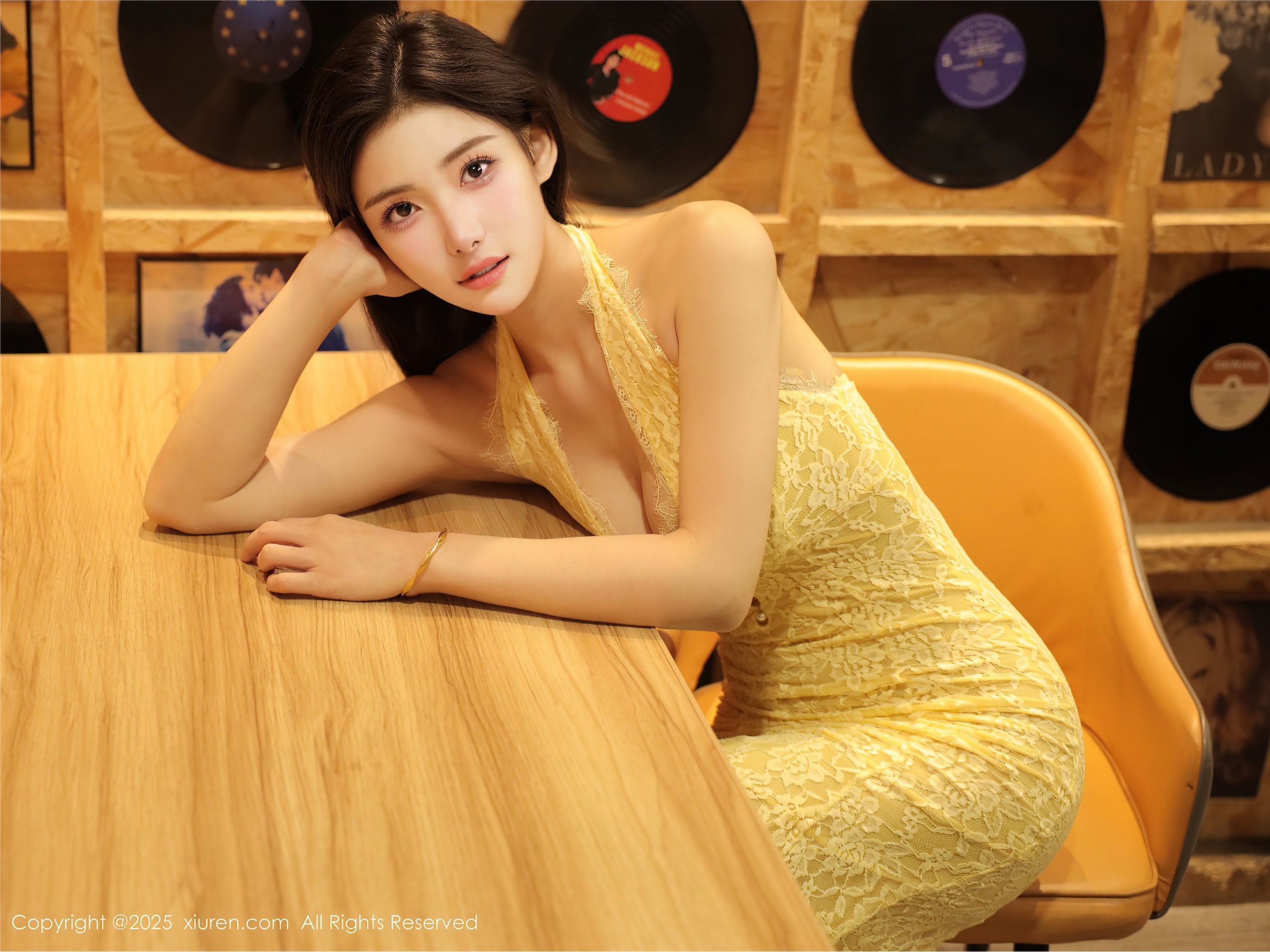 Xiuren秀人网 2025.09.01 NO.10715 梨霜儿